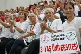 Karşıyaka'nın Gururu 3. Yaş Üniversitesi