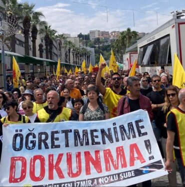 Eğitimciler Bu Sefer Dersi Meydanlarda Verdi