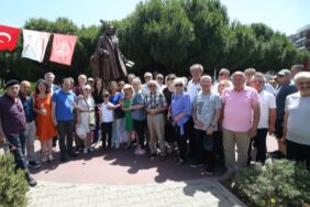 Karşıyaka'da Nazım Hikmet Anıldı