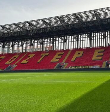 Göztepe'de Peş Peşe İmzalar Atıldı