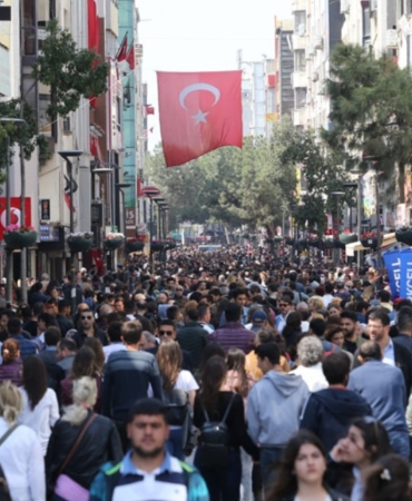 Karşıyaka'da Gelecek Planları Halkla Birlikte Yapılacak