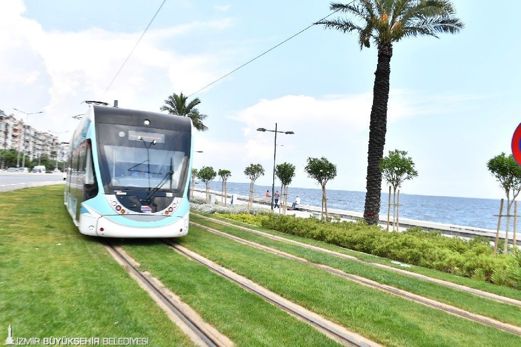 Metro ve Tramvay'da Baykuş Seferleri Kalkıyor