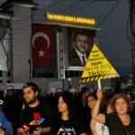 İzmir'de Hayvanseverlerden Yasaya Tepki: "Katliam Yasa Tasarısını Geri Çekin!"