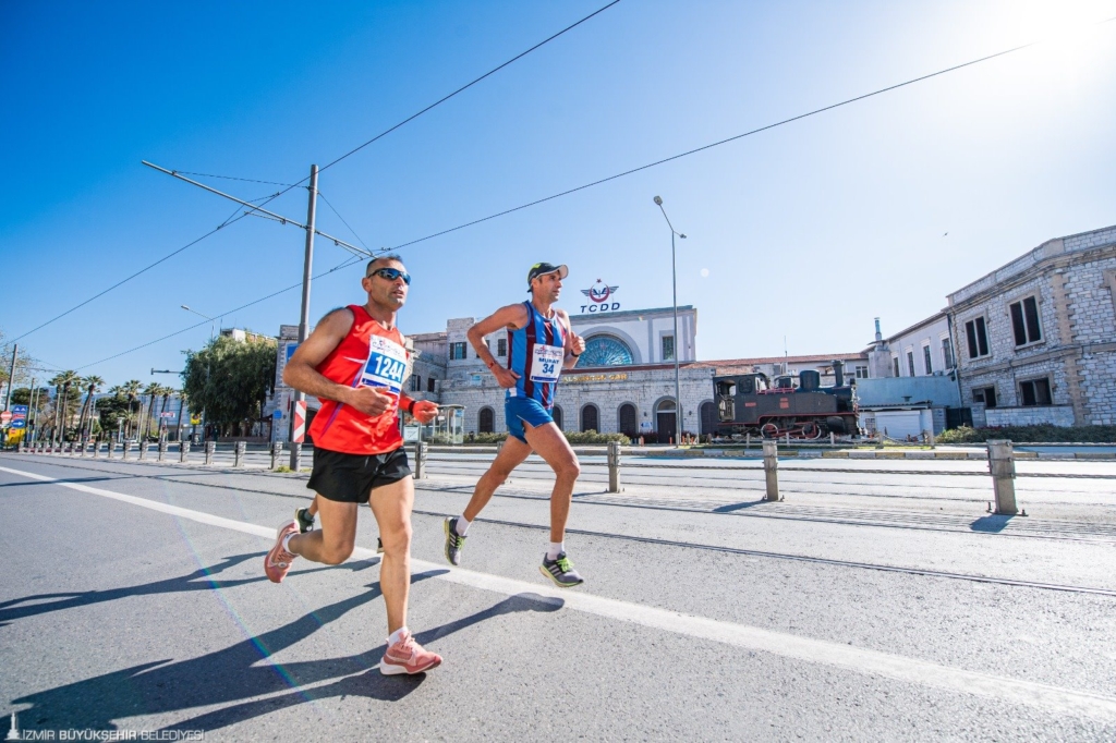 9 Eylül İzmir Yarı Maratonu'na Başvurular Devam Ediyor