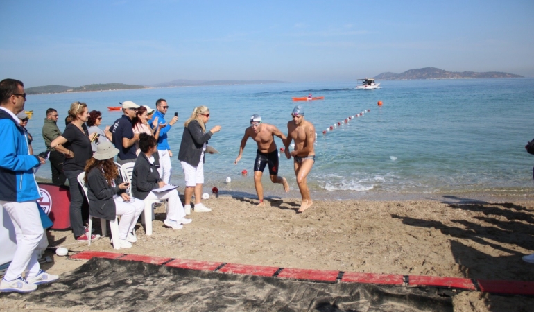 Maraton Yüzücüsü Tuna'nın Yeni Hedefi Manş Denizi