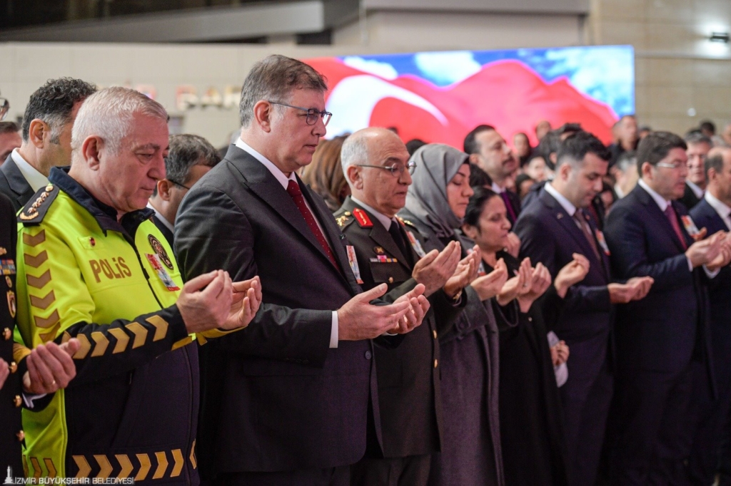 İzmir Adliyesi’nde Kahramanlar İçin Anma Töreni