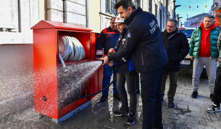 İzmir İtfaiyesi’nden Sıkı Denetim