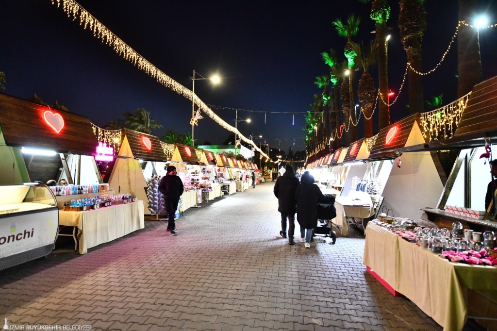 Kültürpark'ta Sevgi Festivali Başladı