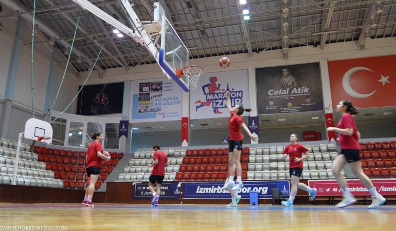 Şubat’ta İzmir’de Spor Keyfi Celal Atik’te