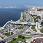 Karataş Yaya Üst Geçidi İzmirlilerin Hizmetinde