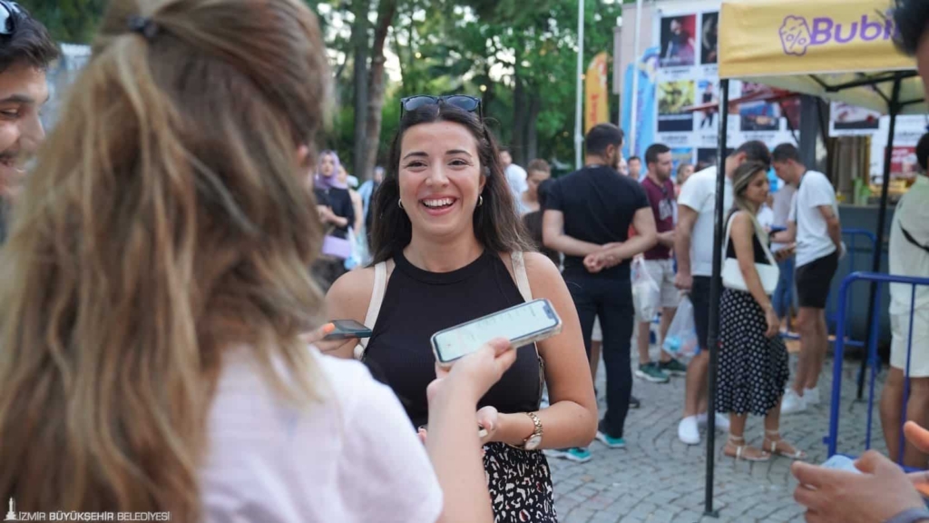 “Genç Bilet” Gençlerin Hayatını Renklendiriyor