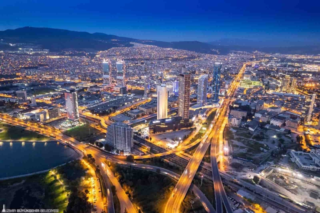 İzmir’in Dijital İkizi ile Yenilikçi Kent Yönetimi