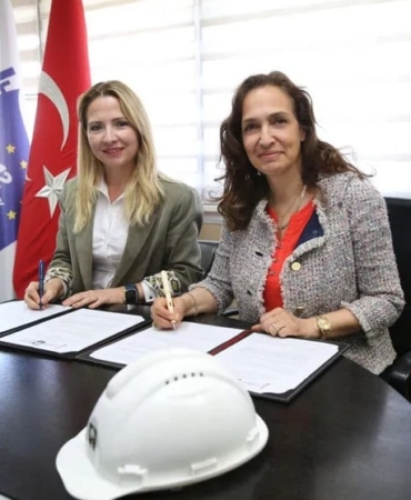 Karşıyaka Belediyesi’nden Beyaz Baretli Kadınlara Destek