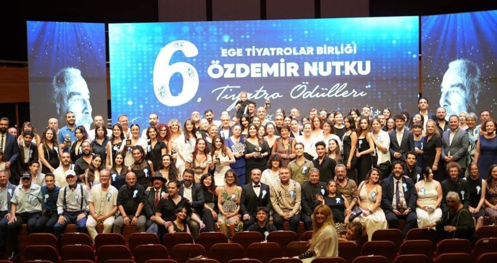 Özdemir Nutku Tiyatro Ödülleri Sahiplerini Buldu
