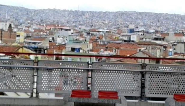 izmir'in varoş semtleri