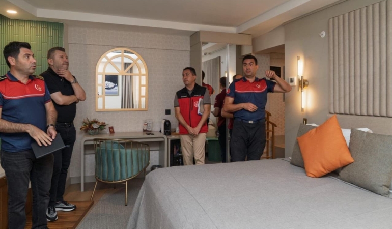 İzmir’de İtfaiye Ekiplerinden Yoğun Denetim