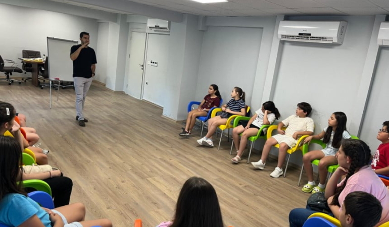 İzmirli Çocuklardan Akran Zorbalığına Karşı Ortak Ses