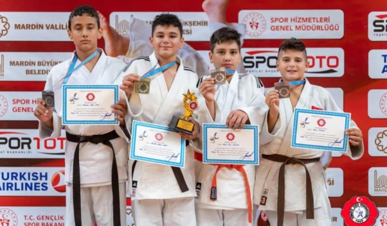 Judoda Karşıyaka’nın Yüzü Yine Güldü
