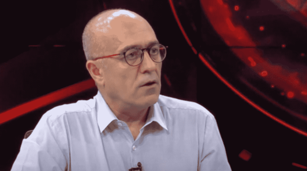 Suat Toktaş Kimdir