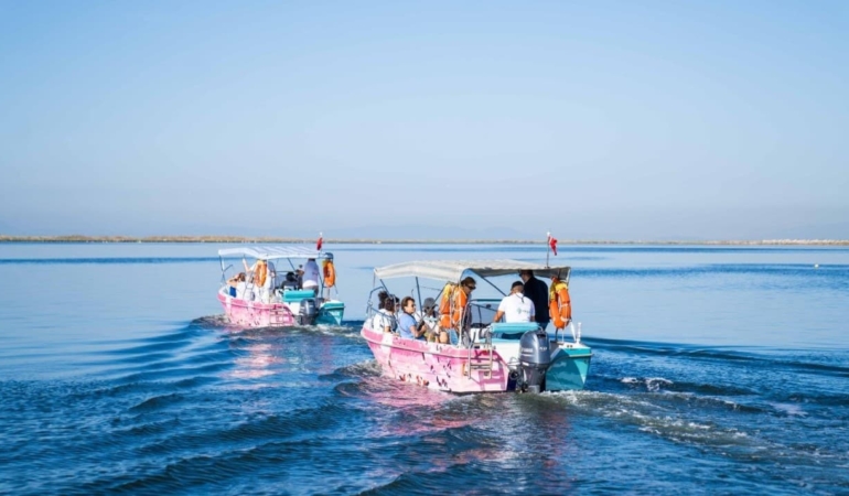 Flamingo Yolu Tekne Turları Yeniden Başladı