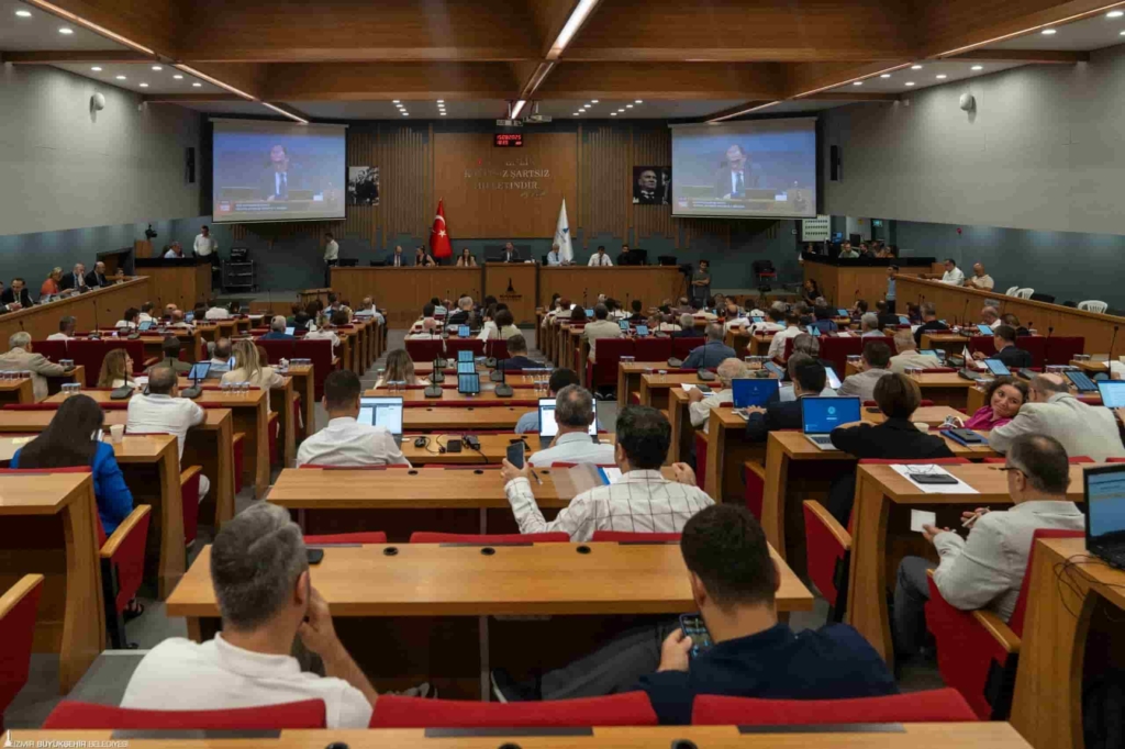 İZBAN’da 90 Dakika ve Halk Taşıt Kaldırıldı