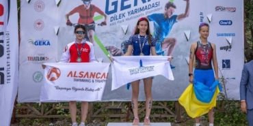 İzmir Duatlonu’nda Madalya Yağmuru