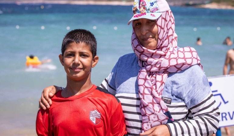 İzmirli Kadınlar ve Çocuklar Sığacık’ta Denizle Buluştu