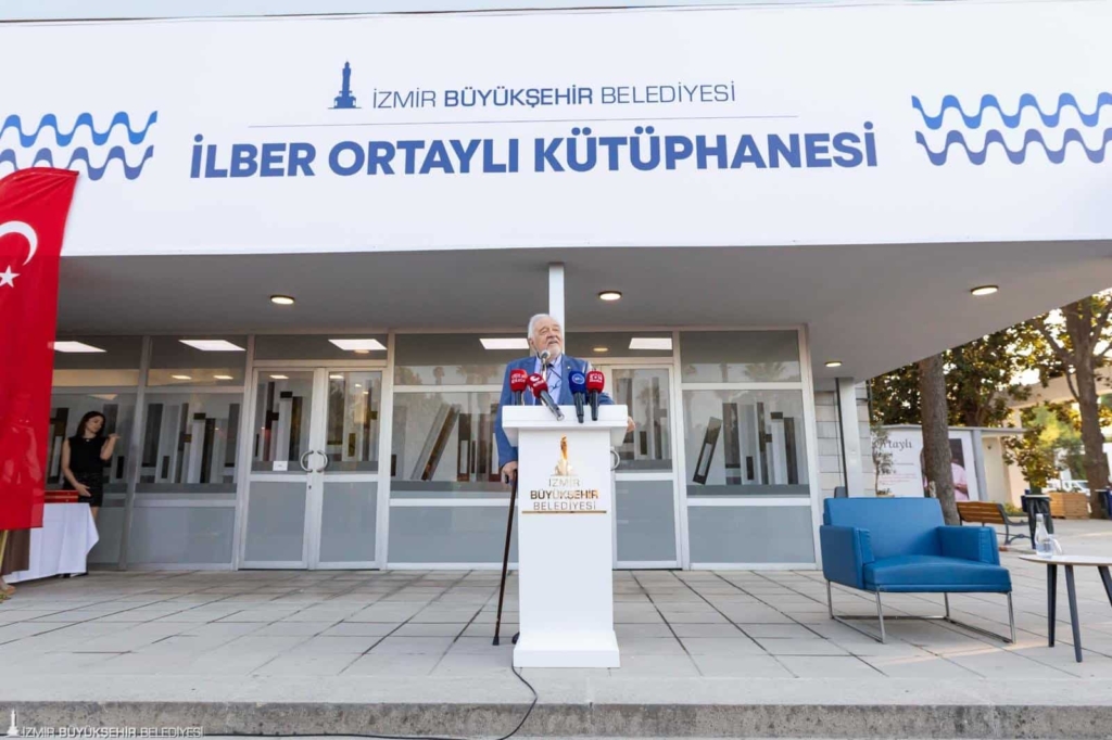 İlber Ortaylı Kütüphanesi Kültürpark’ta Açıldı