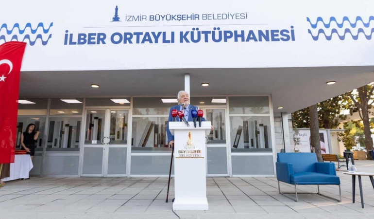 İlber Ortaylı Kütüphanesi Kültürpark’ta Açıldı