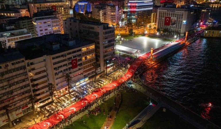 İzmir’in Kurtuluşunun 103. Yılına Coşkulu Hazırlık