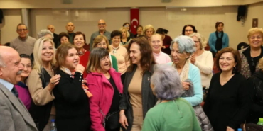 Karşıyaka’da Bilge Çınarlar Merkezi’nde Yeni Dönem Başlıyor