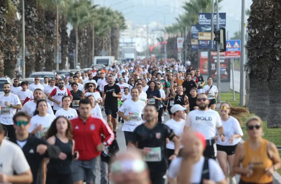 Ata’dan Ana’ya Saygı Koşusu’nda Binler Buluştu