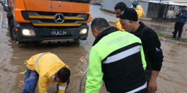 İzmir’de Kuvvetli Yağış Seferberliği