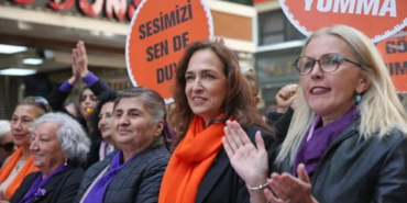Kadın Dayanışması Karşıyaka’da Büyüyor