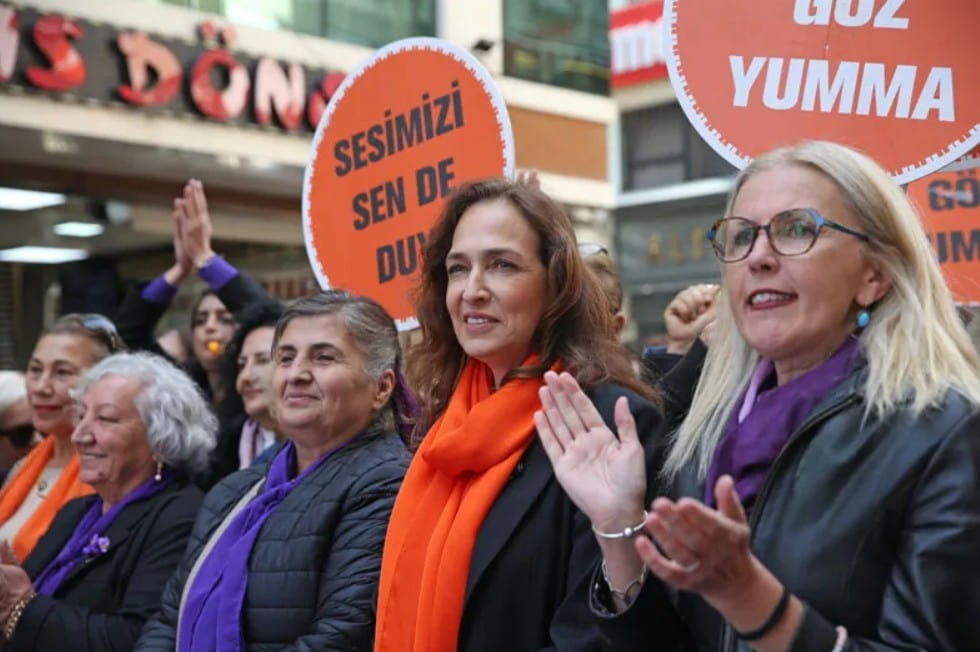 Kadın Dayanışması Karşıyaka’da Büyüyor