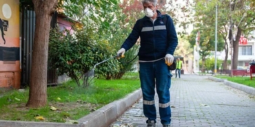 Karşıyaka’da Haşereyle Mücadele Kapsamlı Şekilde Sürüyor