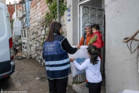 İzmir Büyükşehir Belediyesi’nden 54 Bin Aileye Destek Paketi