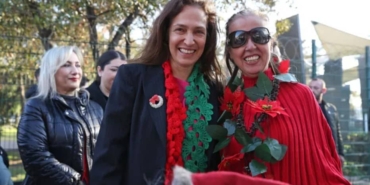 Karşıyaka’da Rengârenk Yılbaşı Atmosferi