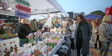 Karşıyaka’da Yılbaşı Coşkusu Devam Ediyor