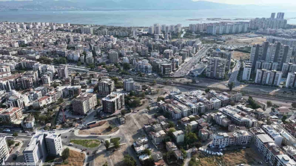 Mavişehir ve Anadolu Caddesi Arası 5 Dakikaya Düşüyor