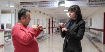 İşaret Dili Hayat Kurtardı: Sessiz Destek’le Gelen Teşhis