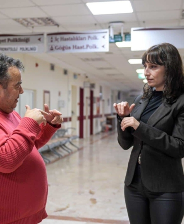 İşaret Dili Hayat Kurtardı: Sessiz Destek’le Gelen Teşhis