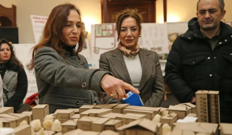 Karşıyaka’da Alaybey İçin Genç Mimarların Dönüşüm Fikirleri