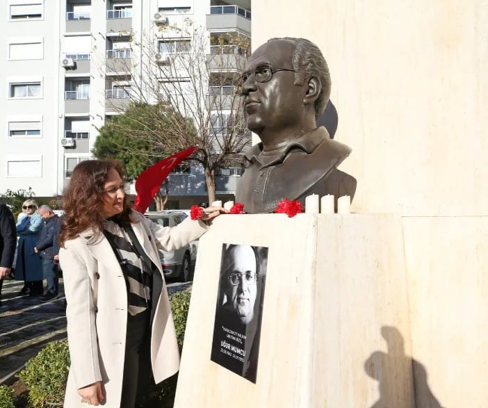 Uğur Mumcu İçin Karşıyaka’da Anma Programı