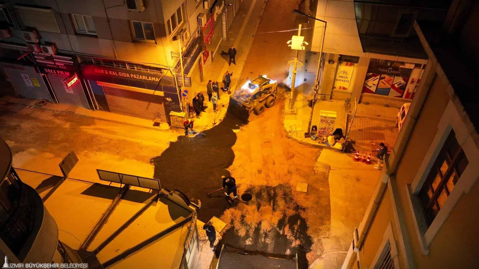 Alsancak’ta Altyapısı Tamamlanan Sokaklar Yenileniyor