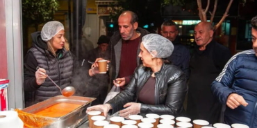 Bostanlı ve Çarşı’da Ücretsiz Çorba İkramı Devam Ediyor