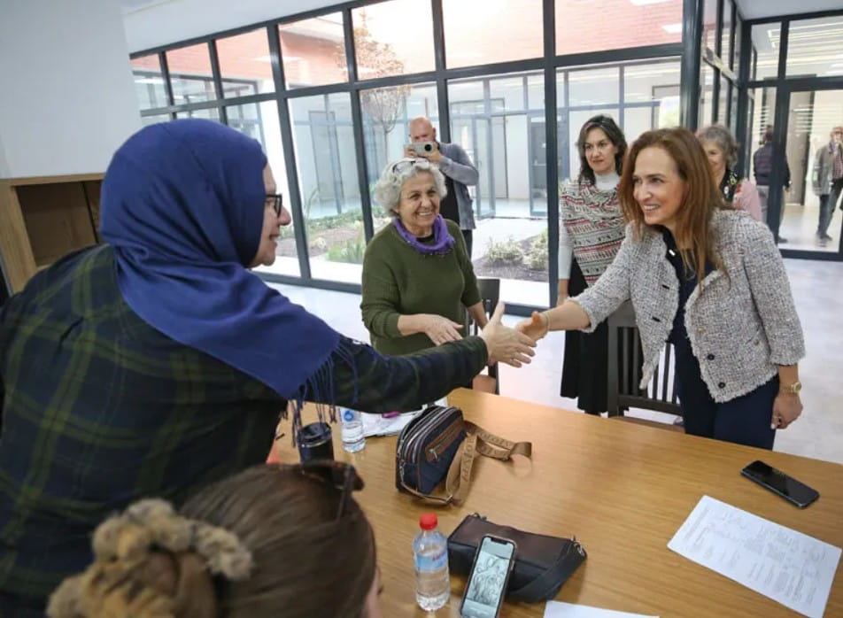 Karşıyaka Belediyesi’nden Meslek Edindirme Kursları