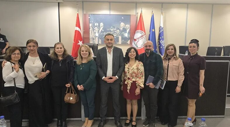 Karşıyaka’da Güvenli Yapılaşma Masaya Yatırıldı