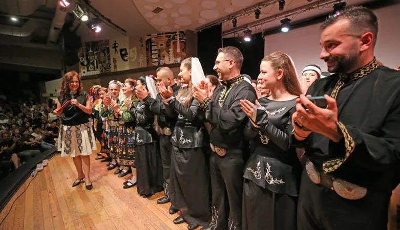 Karşıyaka’da Halk Dansları Sezonu Coşkuyla Kapandı
