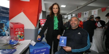 Karşıyaka’da Mavi Kapak Dayanışması Büyüyor